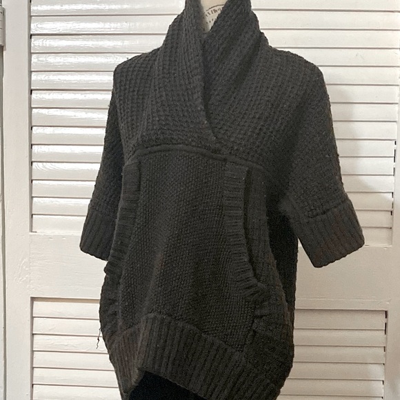 BCBGMaxAzria Tops - POCKETS!!!  BCBG Espresso Oversized Tunic